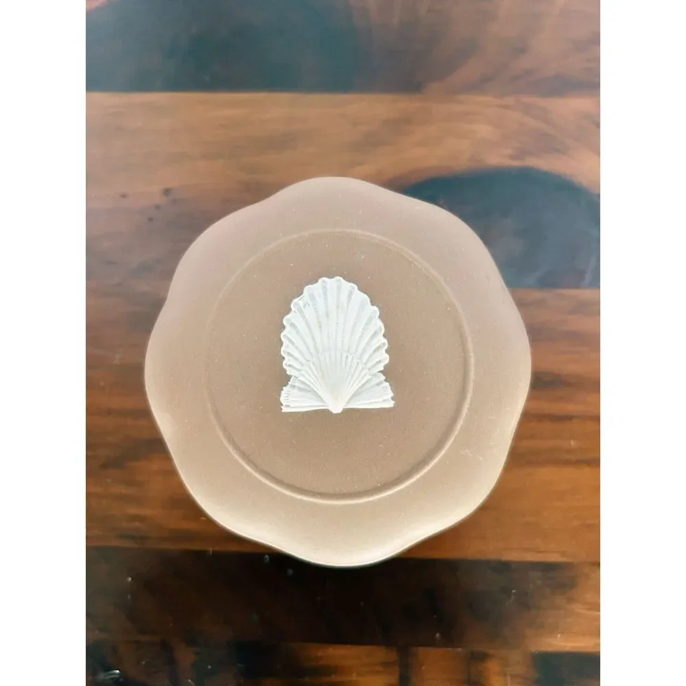 Vintage Wedgwood Taupe Brown Jasperware Scallop Shell Trinket Box
